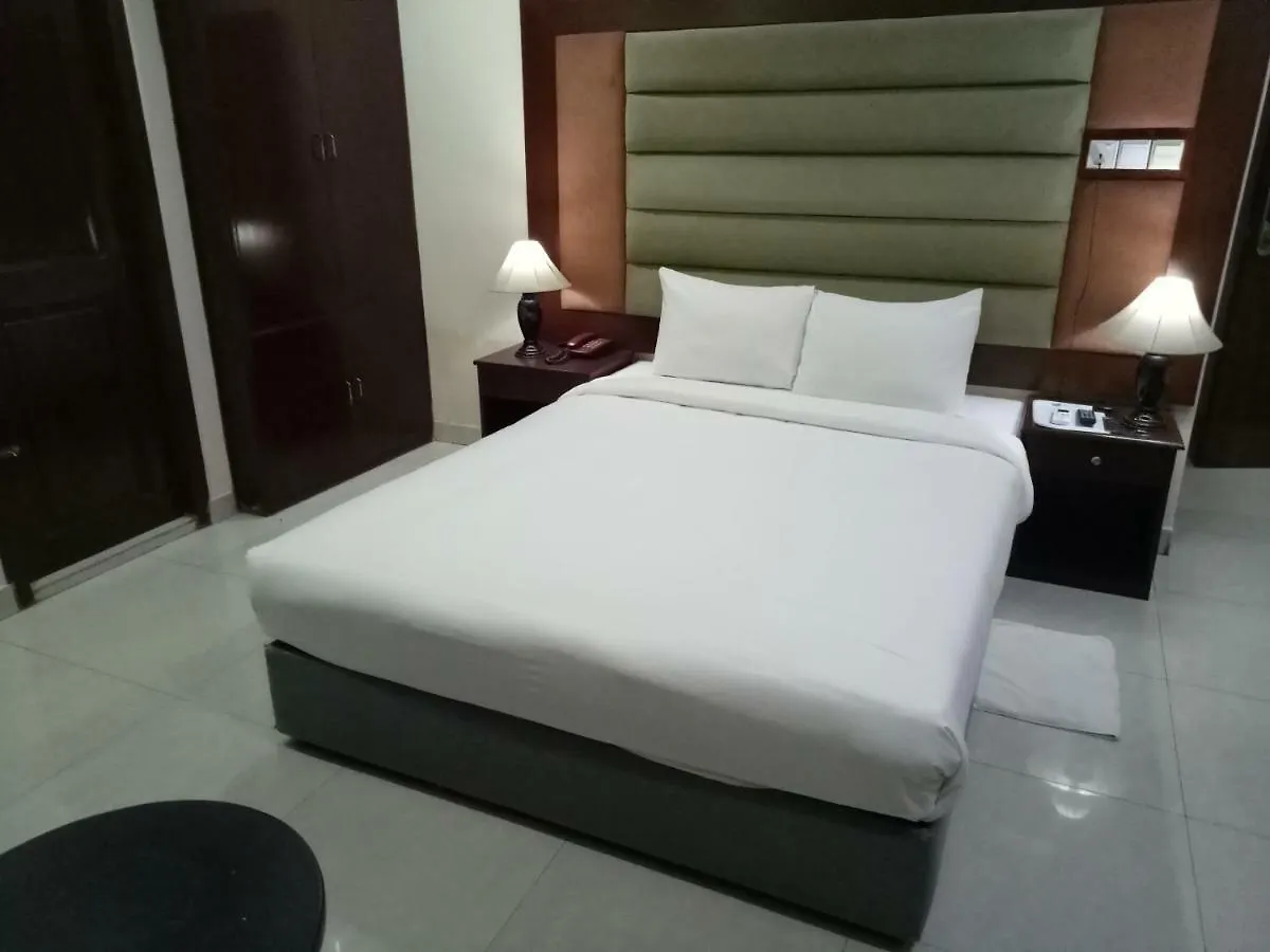 Grand Lake View Hotel Dhaka 3*,  Bangladesch