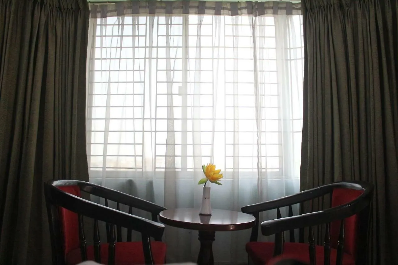 Grand Lake View Hotel Dhaka 3*,