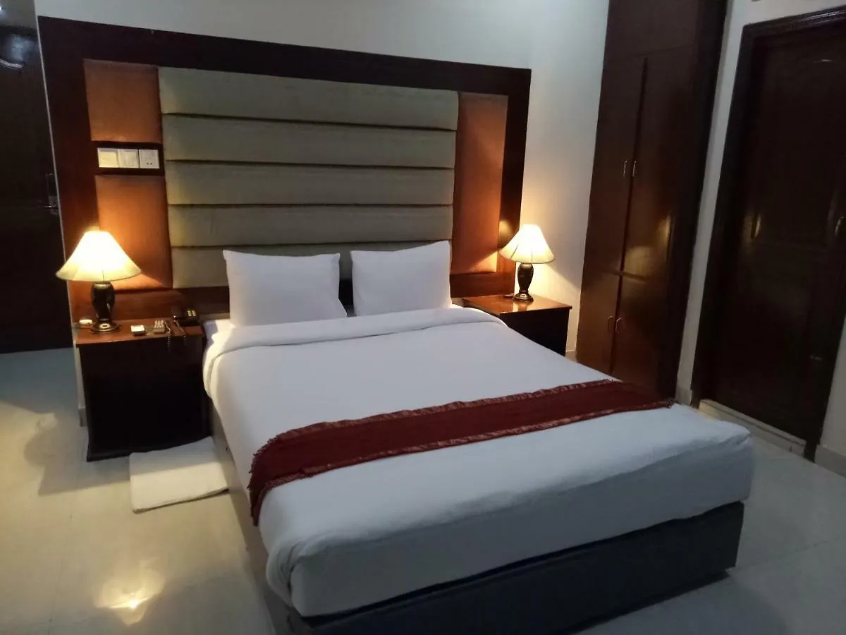 Grand Lake View Hotel 다카
